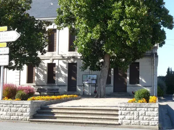 Borne de Recharge 33 Installateur borne de recharge Donnezac