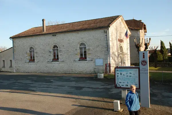 Borne de Recharge 33 Installateur borne de recharge La Roquille